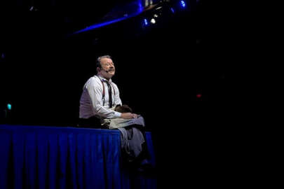 Bir Garip Orhan Veli Müzikali  4. yılında da kapalı gişe sahneleniyor