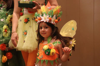 '13'üncü Uluslararası Adana Portakal Çiçeği Karnavalı' başladı