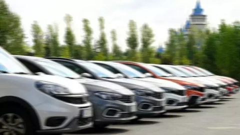 İngiliz otomobil firması,  ABD'ye sevkiyatları ‘duraklatacağını’ açıkladı