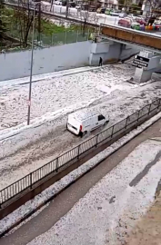 Ankara'da sağanak ve dolu etkili oldu