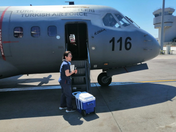 Kalp grefti, Hava Kuvvetleri'ne ait uçakla İzmir'e ulaştırıldı