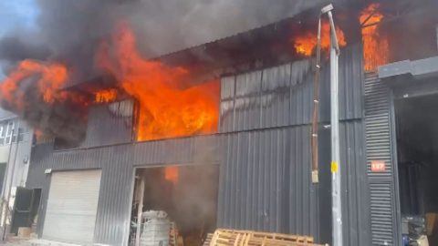 İstanbul- Beylikdüzü'nde fabrikada yangın -3 / Havadan görüntülerle