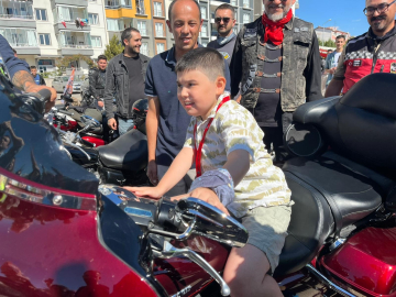 3 bin motosikletliden, DMD hastası Mete için farkındalık sürüşü