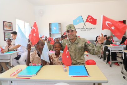 Somali Türk Görev Kuvveti Komutanlığı’ndan şehit çocuklarına ziyaret