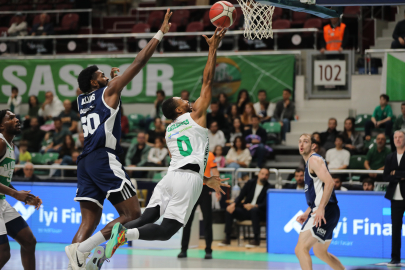 Bursaspor Basketbol - Bahçeşehir Koleji: 75-77