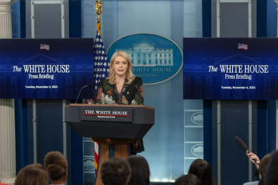 Beyaz Saray: ABD Başkanı Trump, Suriye Cumhurbaşkanı Şara ile görüşecek