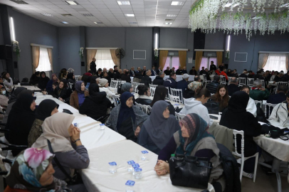 Düzce depreminde yaşamını yitirenler için mevlit okutuldu