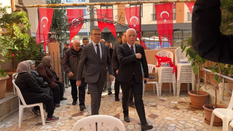 İstanbul- İstanbul Valisi Gül'den, şehit Pilot Hasan Bahar'ın yakınlarına başsağlığı ziyareti