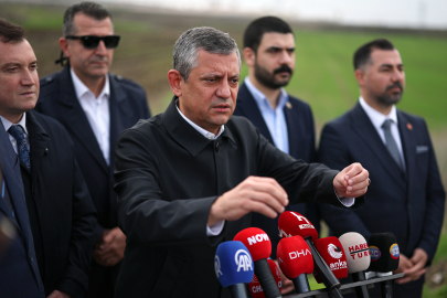 İstanbul- Özgür Özel: Bir süreç yürüyecek, bu sürecin içinde derenin derinliğini MHP'ye ölçtürecek-1