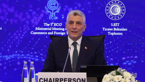 İstanbul - Bakan Bolat: 2 katı daha fazla iç ticaret hedefine ulaşmaya çok yaklaştık