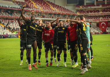 Göztepe, Avrupa yolunda emin adımlarla ilerliyor