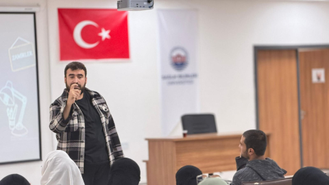 Yunus Emre Enstitüsünden ‘Temel İşaret Dili Eğitimi’
