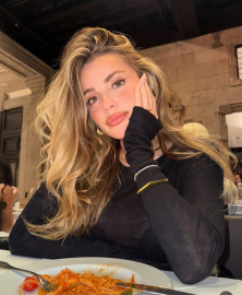 İstanbul - Oyuncu Ezgi Eyyüboğlu gözaltına alındı / Ek bilgilerle