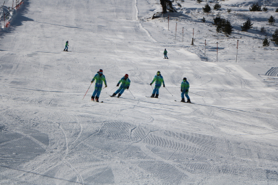 Kayak merkezi Kartalkaya’da 2 otelle sezon açıldı