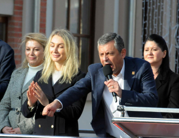 Özgür Özel: Bu haksızlığı bütün dünyaya anlatacağım