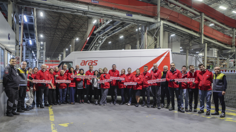 Aras Kargo’nun idari kadrosu kampanya döneminde sahadaki ekiplere destek verdi