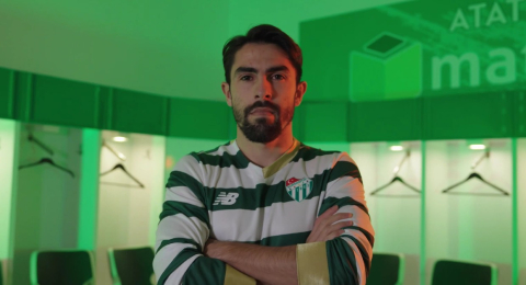 Bursaspor, Rahmetullah Berişbek’i kadrosuna kattı