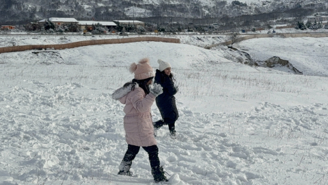 Yalova'nın yüksek kesimlerine kar yağdı
