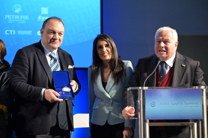 Dündar Keşaplı’ya Prestijli Gazetecilik Ödülü