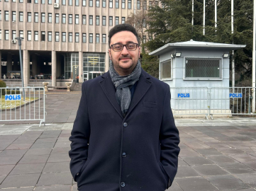 Dava açıldıktan sonra evi boşaltan kiracı için masrafları ödeme kararı