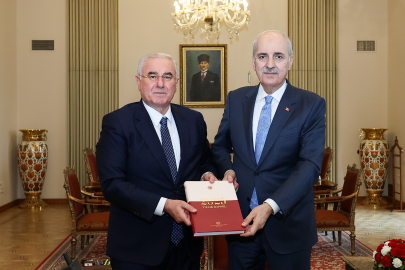 TBMM Başkanı Kurtulmuş, Kamu Başdenetçisi Akarca'yı kabul etti