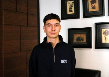 Depremzede Furkan'ın Fen Lisesi başarısı