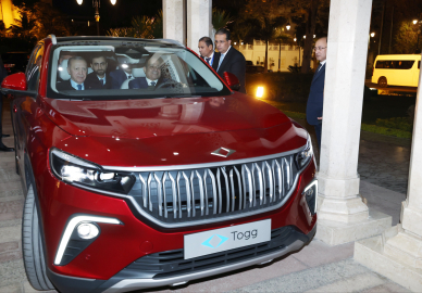 Cumhurbaşkanı Erdoğan, Sisi’ye Togg hediye etti