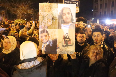 Adıyaman’da Asrın Felaketinin 3'üncü yıldönümünde 'sessiz' yürüyüş