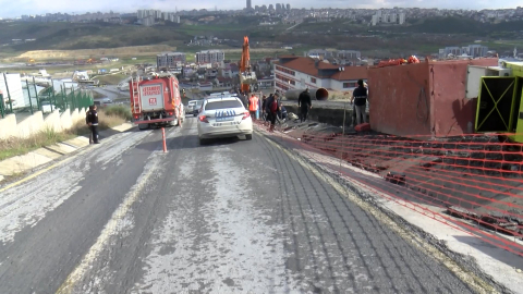 İstanbul - Başakşehir'de 5 metre derinlikte yaralanıp mahsur kalan işçi kurtarıldı / Aktüel görüntüyle geniş haber