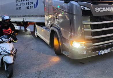 İstanbul - Avcılar'da TIR'ın dorsesine çarpan motosiklet sürücüsünün ölümüne ilişkin soruşturma tamamlandı