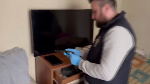 İstanbul - Maltepe’de uyuşturucu satıcıları suçüstü yakalandı