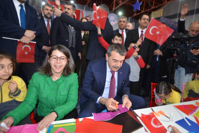 Bakan Tekin, Erzurum'da 12 derslikli okulun açılışını yaptı (2)