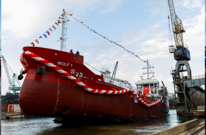 Sıfır emisyonlu akaryakıt tankeri WOLF 1 denize indirildi