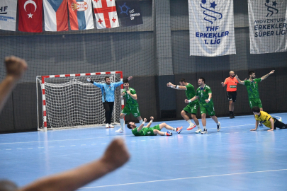 Nilüfer Belediyespor Erkek Hentbol Takımı Avrupa’da çeyrek finale yükseldi