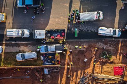 Güney Afrika'da inşaat halindeki bina çöktü: 8 ölü / Video eklendi