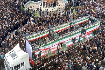 İran’da saldırılarda hayatını kaybedenlerin sayısı 867'ye yükseldi