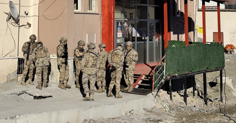 Uyuşturucu operasyonunda biri başkomiser 4 kişi tutuklandı