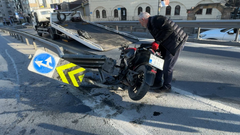 İstanbul- Avcılar’da bariyere çarpan motosiklet sürücüsü ağır yaralandı