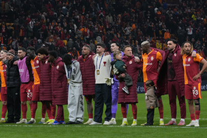 İngiliz basınından Galatasaray'a övgü, Liverpool'a eleştiri
