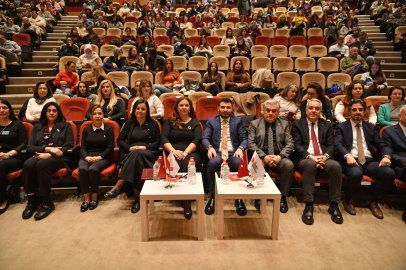 Uzmanlar uyardı: 'Siber zorbalık çocukların odasına kadar girdi'