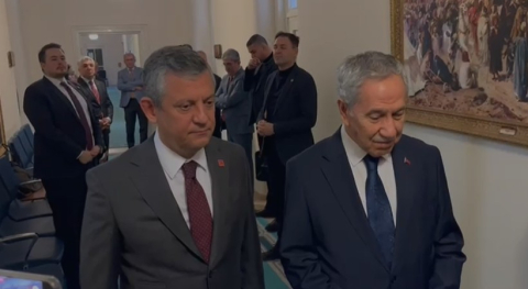 Özgür Özel'den Bülent Arınç'a ziyaret