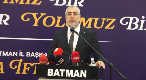 Bakan Işıkhan: Artık kurulan tuzakları gören, oyunları bozan Türkiye var