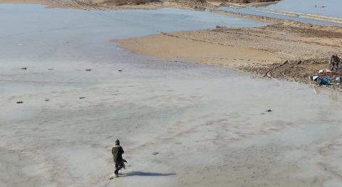Kaçak avcılar doğa koruma ekiplerine ateş açtı, o anlar dron kamerasında