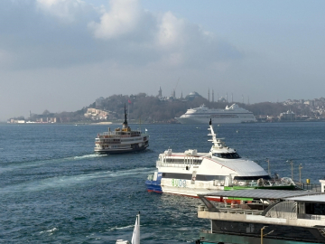 İstanbul- İstanbul Boğazı'nda gemi trafiği çift yönlü askıya alındı / Geniş haber