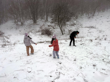 Tekirdağ'da Ganos Dağı'nda kar kalınlığı 10 santimetreye ulaştı