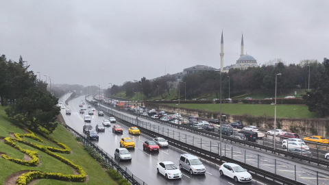 İstanbul - İstanbul'da bayramın 2'nci gününde trafik yoğunluğu - 2 / Ek bilgiyle