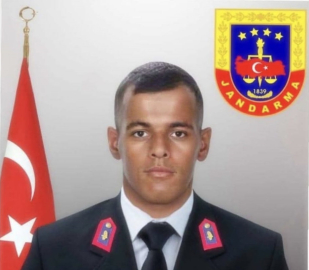 Kalp krizi geçiren astsubay toprağa verildi