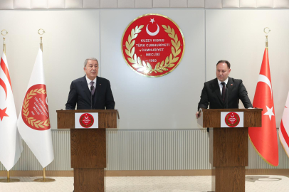 TBMM Milli Savunma Komisyonu Başkanı Akar, KKTC Cumhuriyet Meclisi Başkanı Öztürkler ile görüştü