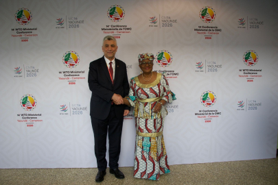 Bakan Bolat, DTÖ Genel Direktörü Iweala ile görüştü