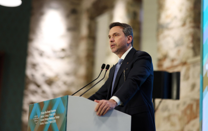 Bakan Bayraktar: 2028'de tükettiğimiz doğal gazın en az yüzde 20'sini depolayabileceğiz